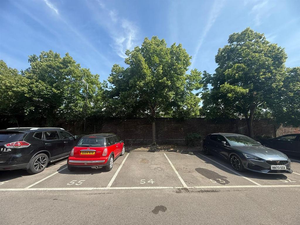Parking Bay.jpg