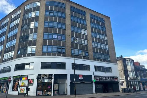 Retail property (high street) for sale, Luton LU1