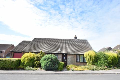 2 bedroom detached bungalow to rent, Pitts Orchard, Sturminster Newton, DT10