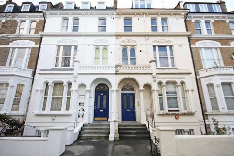 2 bedroom flat to rent, Sinclair Road, London W14