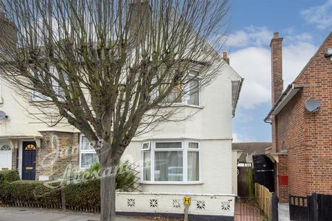 2 bedroom house for sale, Tylecroft Road, London