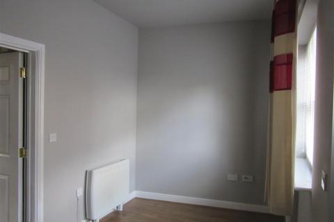 2 bedroom house to rent, Broad Street, Newent GL18