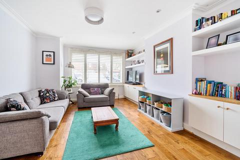 4 bedroom house for sale, Hale Drive, London