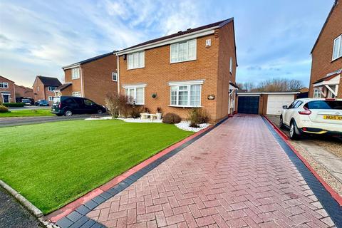 2 bedroom semi-detached house to rent, Cedarwood Glade, Stainton, Middlesbrough