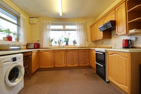 2 bedroom semi-detached bungalow for sale, Birch Avenue, Alsager