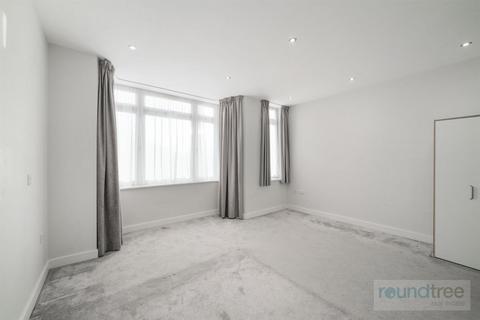 5 bedroom house for sale, Southfields, Hendon NW4