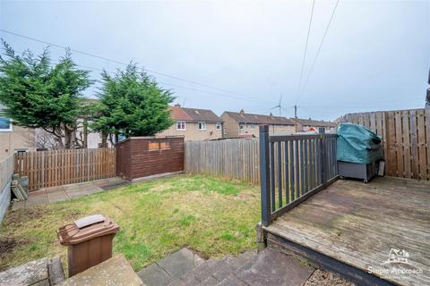 77 Balmoral Gardens, Dundee, DD4 8RZ