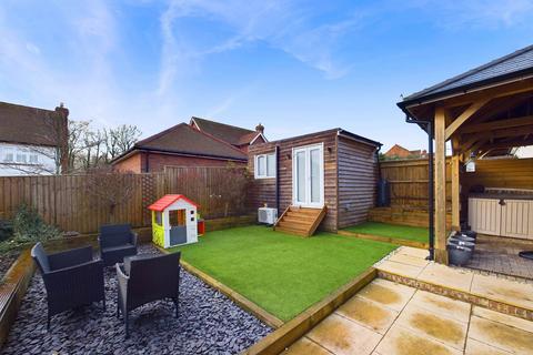 3 bedroom semi-detached house for sale, Blackthorn Rise, Tetsworth