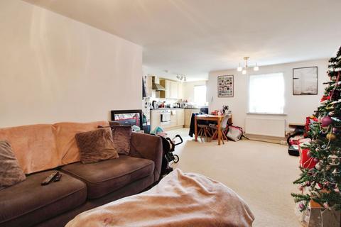 2 bedroom apartment for sale, Queen Elizabeth Drive, Swindon, SN25