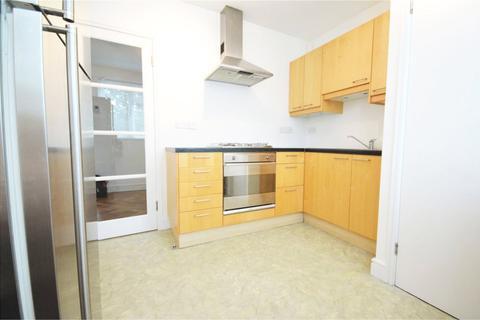 2 bedroom flat to rent, St. Cross Road, Hampshire SO23