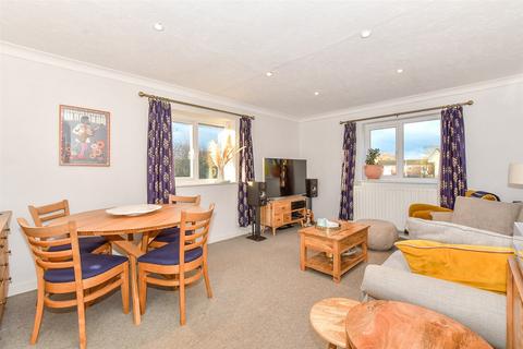 2 bedroom apartment for sale, Shelton Close, Tonbridge, Kent