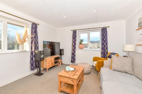 2 bedroom apartment for sale, Shelton Close, Tonbridge, Kent