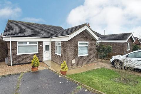 73 Cranesbill Road, Lowestoft, NR33 7EE