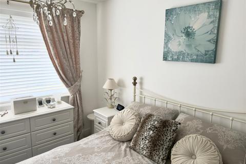 73 Cranesbill Road, Lowestoft, NR33 7EE