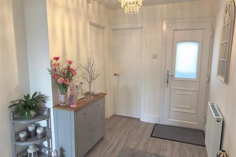 73 Cranesbill Road, Lowestoft, NR33 7EE