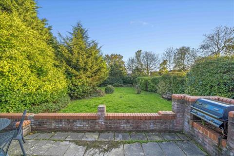13 Alington Crescent, London, NW9 8JL