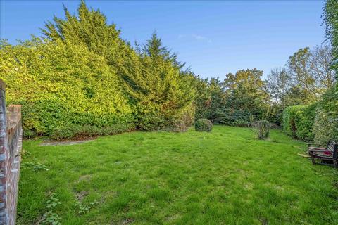 13 Alington Crescent, London, NW9 8JL