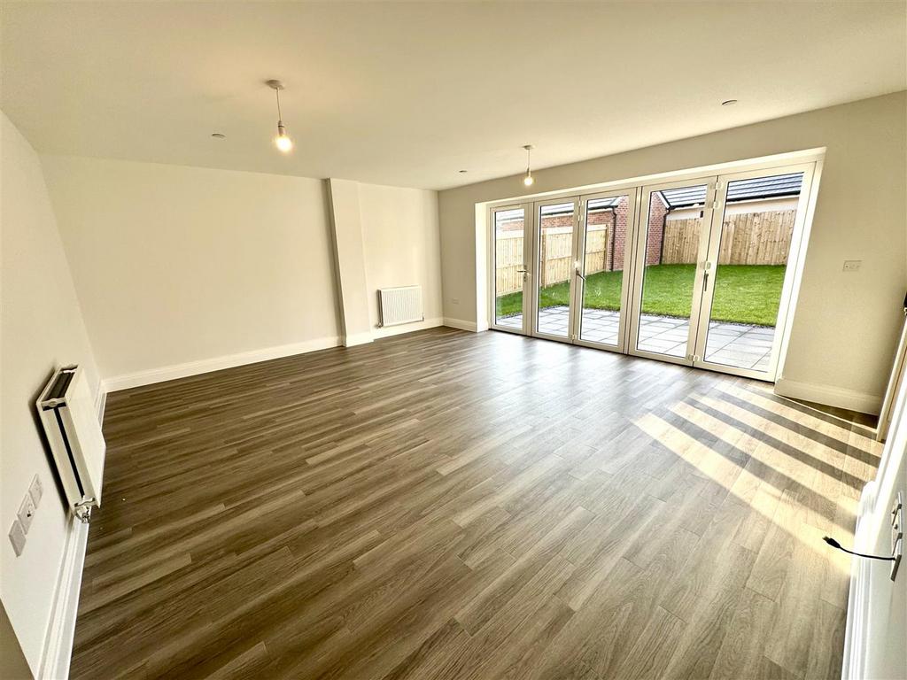 Family room.jpg