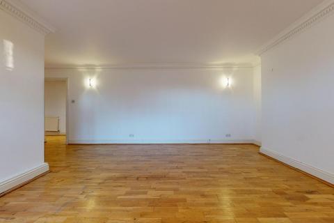 2 bedroom flat to rent, London NW1