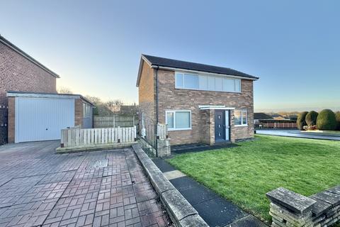 3 bedroom semi-detached house to rent, Rectory Close, Garforth