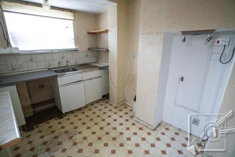 1 bedroom ground floor flat for sale, Dover Road East, Gravesend