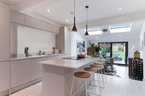 49 Salisbury Road, Banstead, SM7 2DP