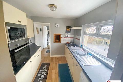 3 bedroom end of terrace house for sale, Cecil Street, Neath, Neath Port Talbot. SA11 1AY