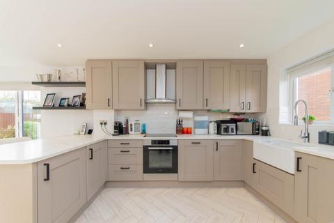 155 Coleridge Way, Borehamwood, WD6 2AF