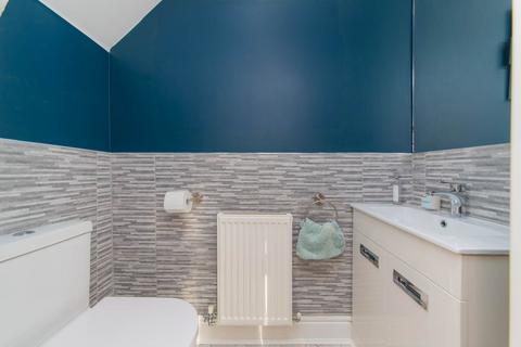 155 Coleridge Way, Borehamwood, WD6 2AF