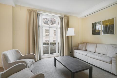 2 bedroom flat for sale, Carrington House, Mayfair W1