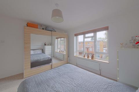 undefined, Somerset Lodge, Courtlands, Maidenhead, SL6