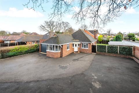 25 Addlestone Park, Addlestone, KT15 1RZ