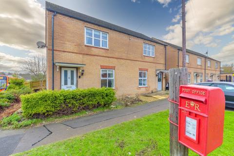 2 bedroom semi-detached house for sale, Great Close, Grantham NG33