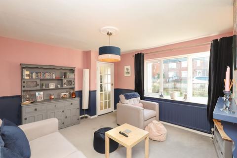 30 Lamb Hill Close, Sheffield, S13 8FU