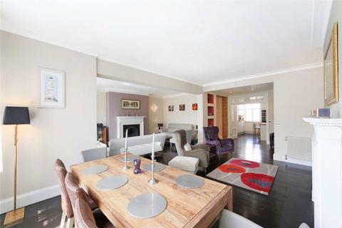 3 bedroom apartment to rent, Clifton Court, Northwick Terrace, St Johns Wood, London, NW8