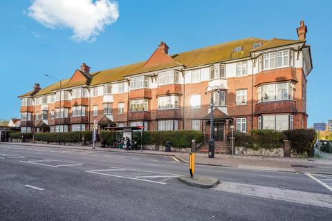 3 bedroom flat for sale, Kenton Road, Harrow, HA3