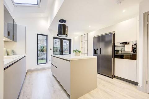 3 bedroom terraced house for sale, Kilburn Lane, Queen's Park, London, W10