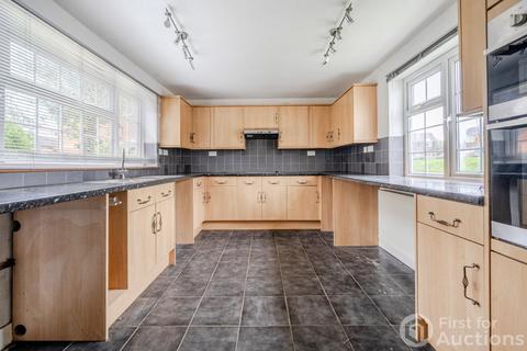 3 bedroom detached house for sale, Shore Lane, Bishops Waltham, Southampton