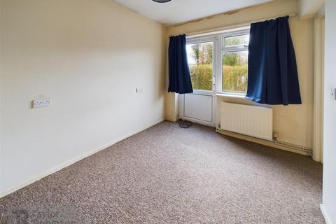 4 bedroom end of terrace house for sale, Southgate, Crawley