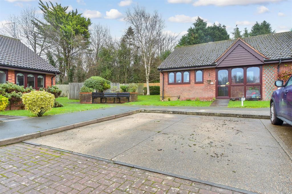 Driveway/Parking