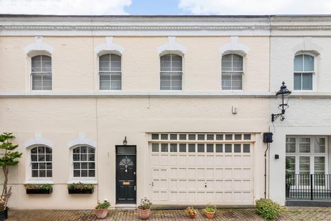 2 bedroom mews for sale, Ennismore Gardens Mews, Knightsbridge, London, SW7