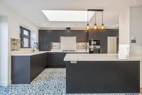 10 Elmgrove Road, Croydon, CR0 7DQ
