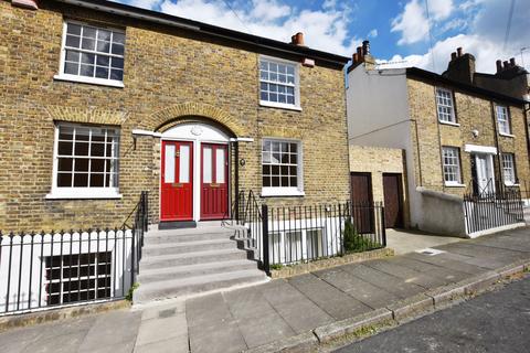 3 bedroom terraced house to rent, Brand Street Greenwich SE10