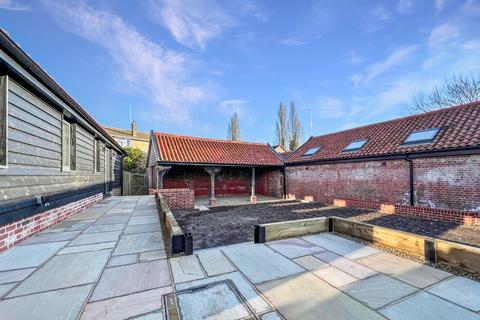 3 bedroom barn conversion for sale, Coppins Yard, Colne Engaine, Colchester, CO6