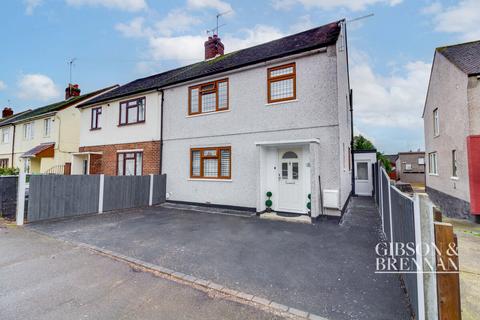 16 Webster Road, Stanford-le-hope, SS17 0BD