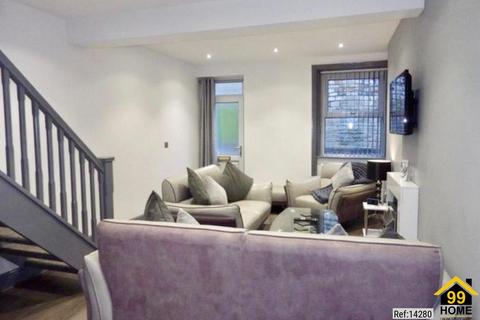 3 bedroom terraced house for sale, Bank Quay, Caernarfon, Gwynedd, LL55