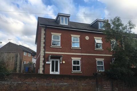 3 bedroom semi-detached house to rent, Ipswich IP4