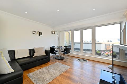 2 bedroom flat to rent, Dunbar Wharf, London E14