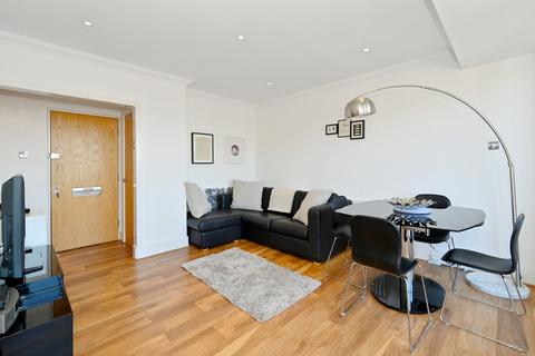 2 bedroom flat to rent, Dunbar Wharf, London E14