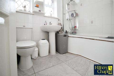 80 Ravensbourne Crescent, Romford, RM3 0UB